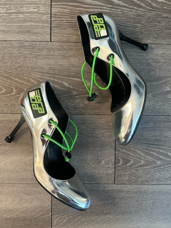 Prada Shoes - Prada vintage heels size 40